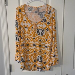 Women's Orange and Gray Patterned Top